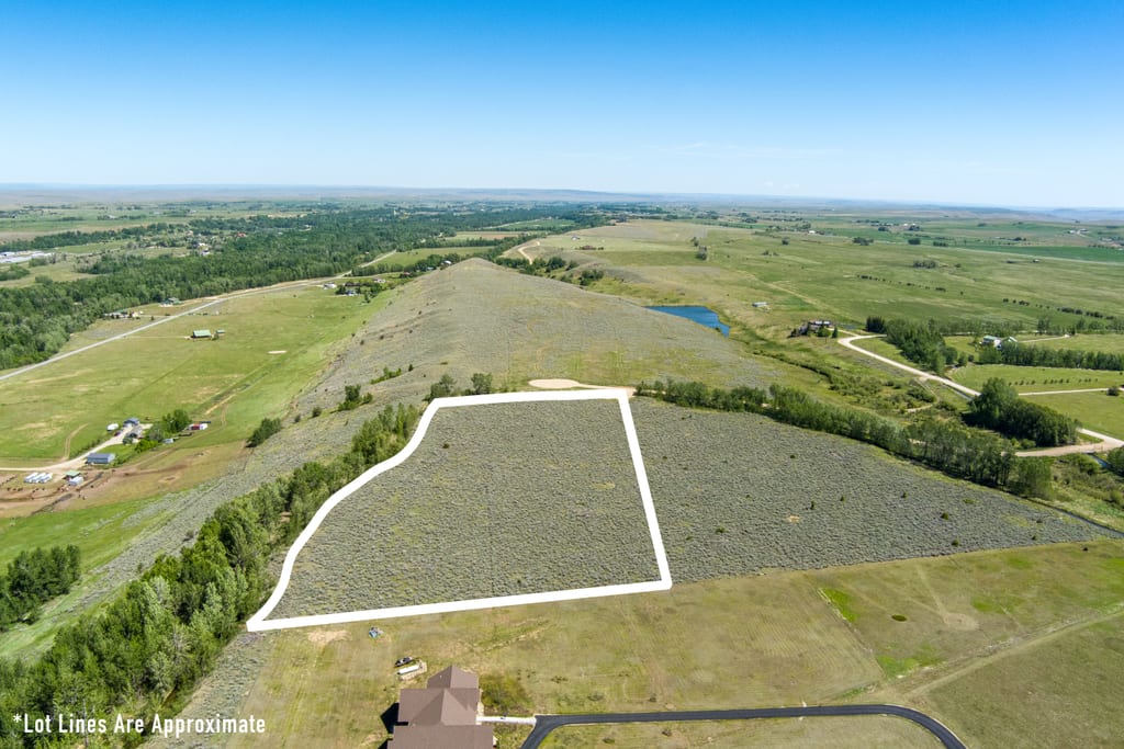 Aerial view of Lot 3 at East Bench Overlook with the Beartooth Front beyond