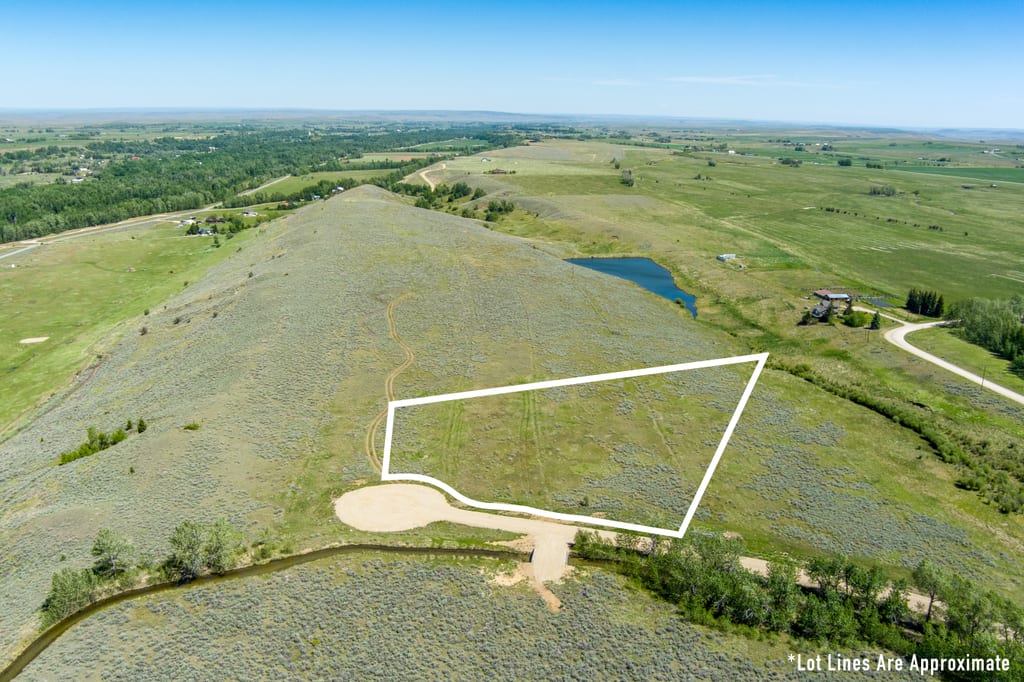 Aerial view of Lot 5 at East Bench Overlook with the Beartooth Front beyond